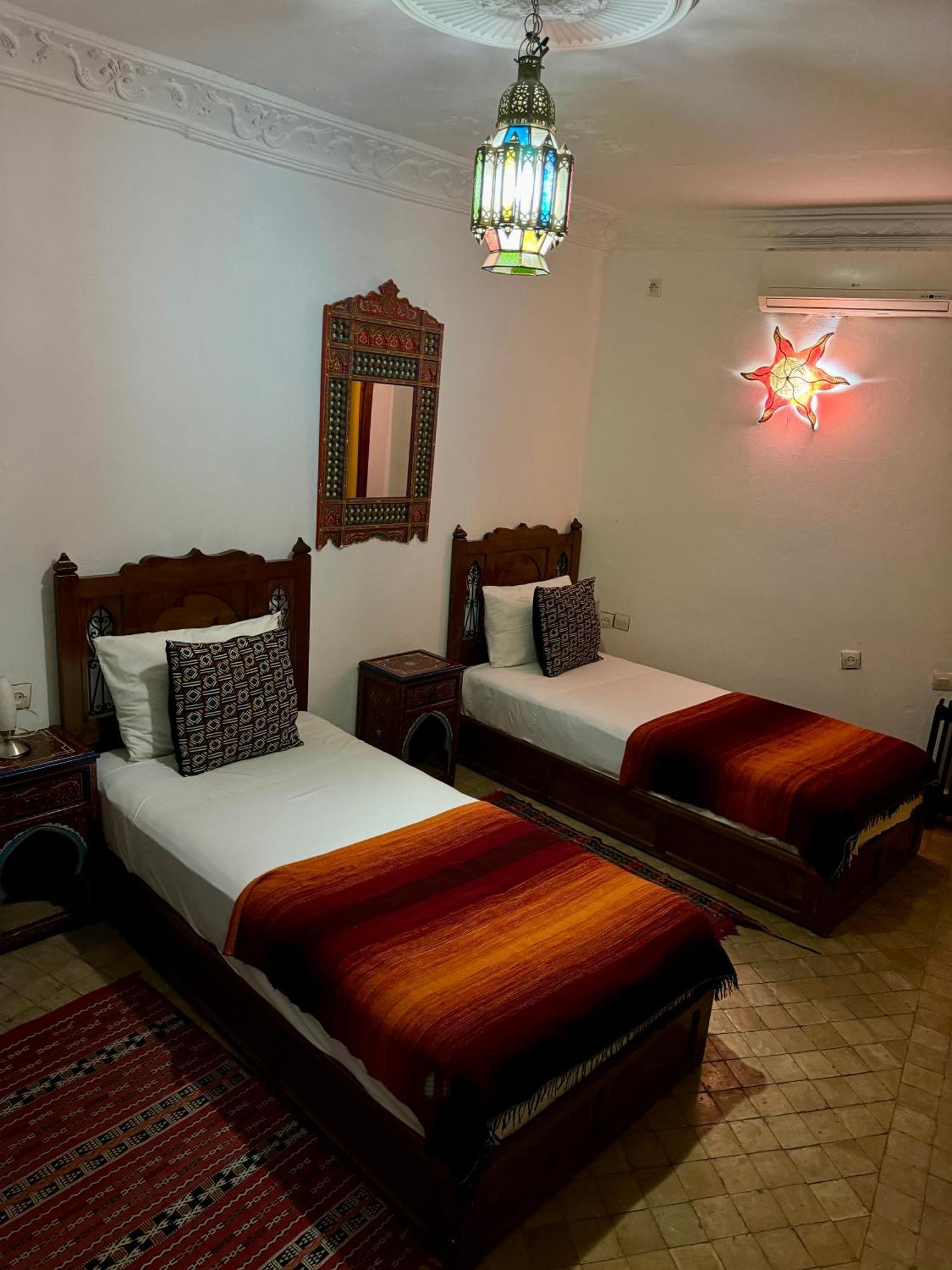 Dar Sababa Hotel เชฟชาอูน ภายนอก รูปภาพ